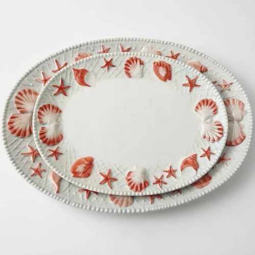 Kleine Platte rote Muscheln