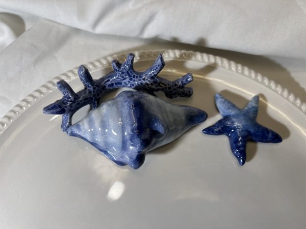 Runder Teller Blau Koralle