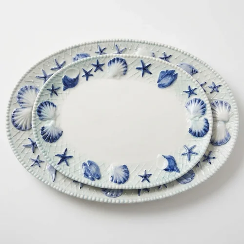 Kleine Schale blaue Muscheln