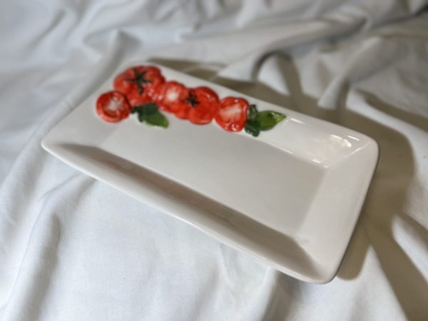 IMG_E0774 Quadratischer Teller klein Tomate